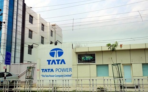 Kẹt với thép, Tata nhảy sang làm điện