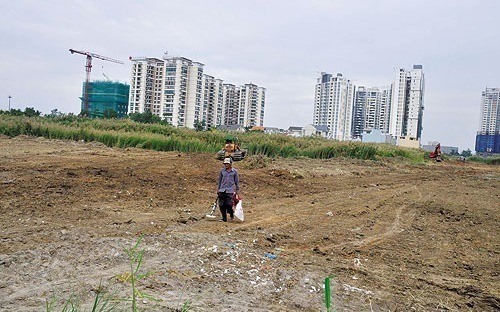 Hà Nội muốn dùng các dự án bất động sản “treo” làm bến xe