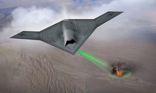 Máy bay không người lái trinh sát và tấn công tầm xa X-47B UCAS của Mỹ