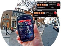 Monocle, một ứng dụng AR của trang web Yelp, sử dụng camera của iPhone, GPS và la bàn để hiển thị những thông tin đánh giá về các công ty nằm trên một con đường ở thành phố Boston (Mỹ). - tinkinhte.com