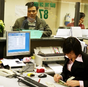 Với mức lãi vay USD mà các ngân hàng đang áp dụng hiện nay được cho là trong ngưỡng an toàn - tinkinhte.com