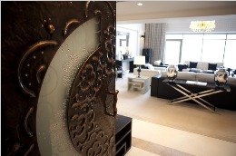 Bên trong một căn hộ thuộc dự án căn hộ hạng sang Tomson Riviera ở Thượng Hải, Trung Quốc. Thành phố này được xem là tâm điểm của cơn sốt nhà đất đang diễn ra tại nền kinh tế tăng trưởng nhanh nhất thế giới. - tinkinhte.com