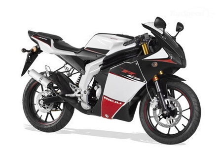 Tân binh RS3 Sportbike nổi bật