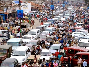 Ô nhiễm không khí đô thị chủ yếu do phương tiện giao thông gây ra (Ảnh Miachael Kely, Hiệp hội Khí hóa lỏng Thế giới - WLPGA)