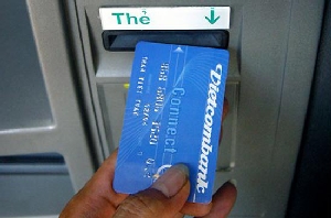 Ngân hàng Ngoại thương (Vietcombank) cho biết đã có kế hoạch chuẩn bị chi tiết để hệ thống ATM đón một cái tết suôn sẻ - tinkinhte.com