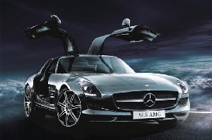 Siêu phẩm tốc độ SLS AMG 2010 của Mercedes-Benz. - tinkinhte.com