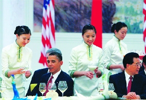 Năm 2009 Mỹ và Trung Quốc đã tiến gần nhau nhưng không cùng nhìn về một hướng. -tinkinhte.com
