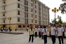 Theo thống kê của Bộ Xây dựng, đến thời điểm này, cả nước có 88 dự án nhà ở sinh viên được khởi động với tổng vốn trái phiếu Chính phủ được bố trí là 3.500 tỷ đồng. - tinkinhte.com
