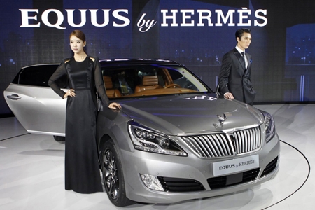 Đẳng cấp thời trang Hermes trên Hyundai Equus